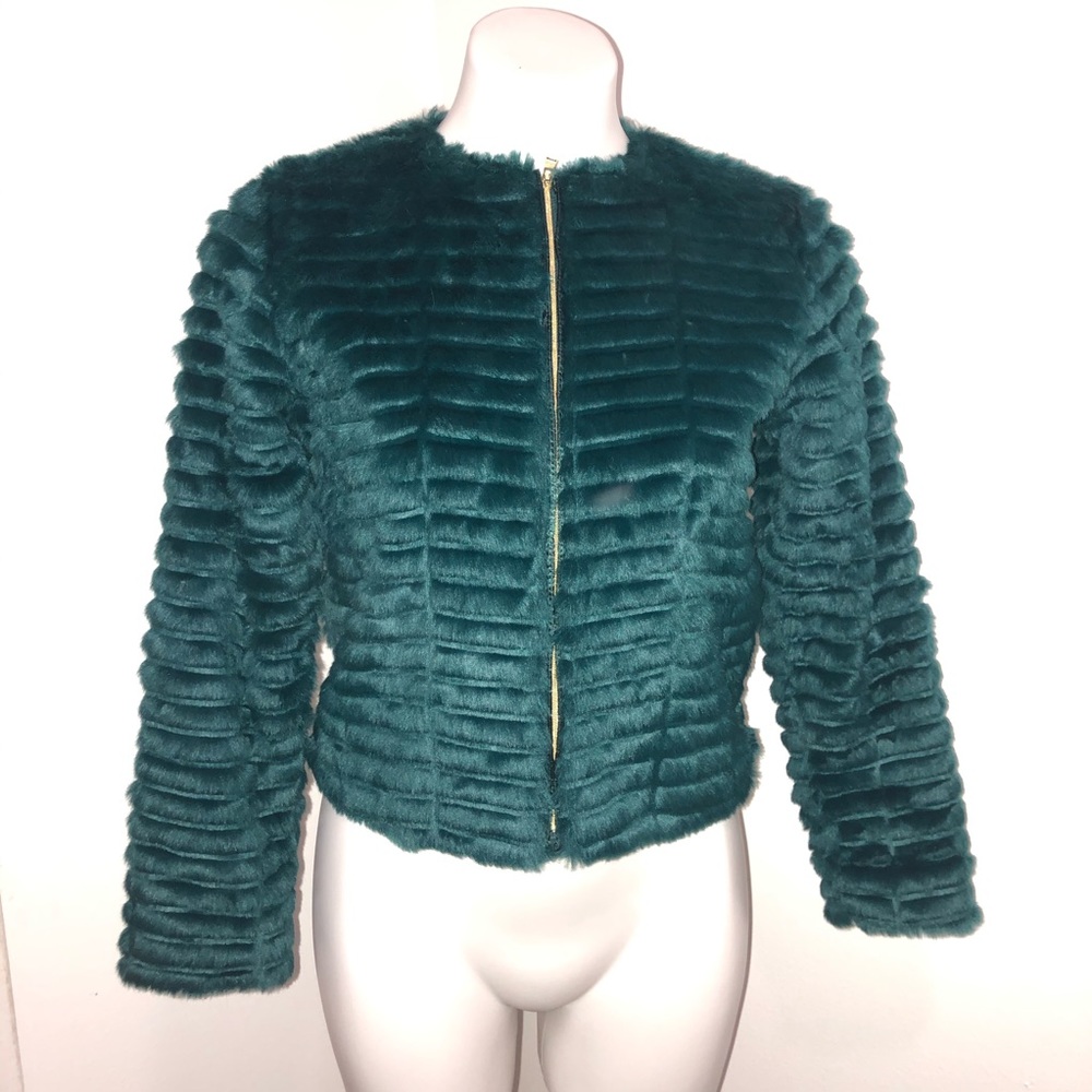 Marciano size 12 cropped hunter green fuzzy jacket